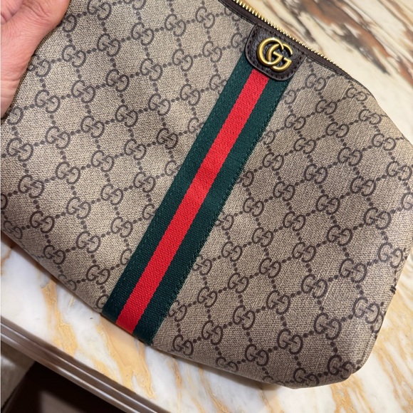 Gucci Handbags - Gucci Makeup Bag- pls read READ